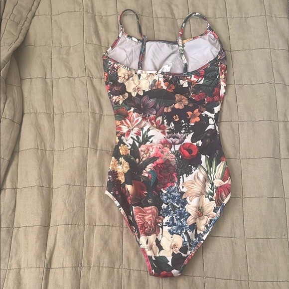 Floral One Piece Swimsuit - Picture 4 of 4